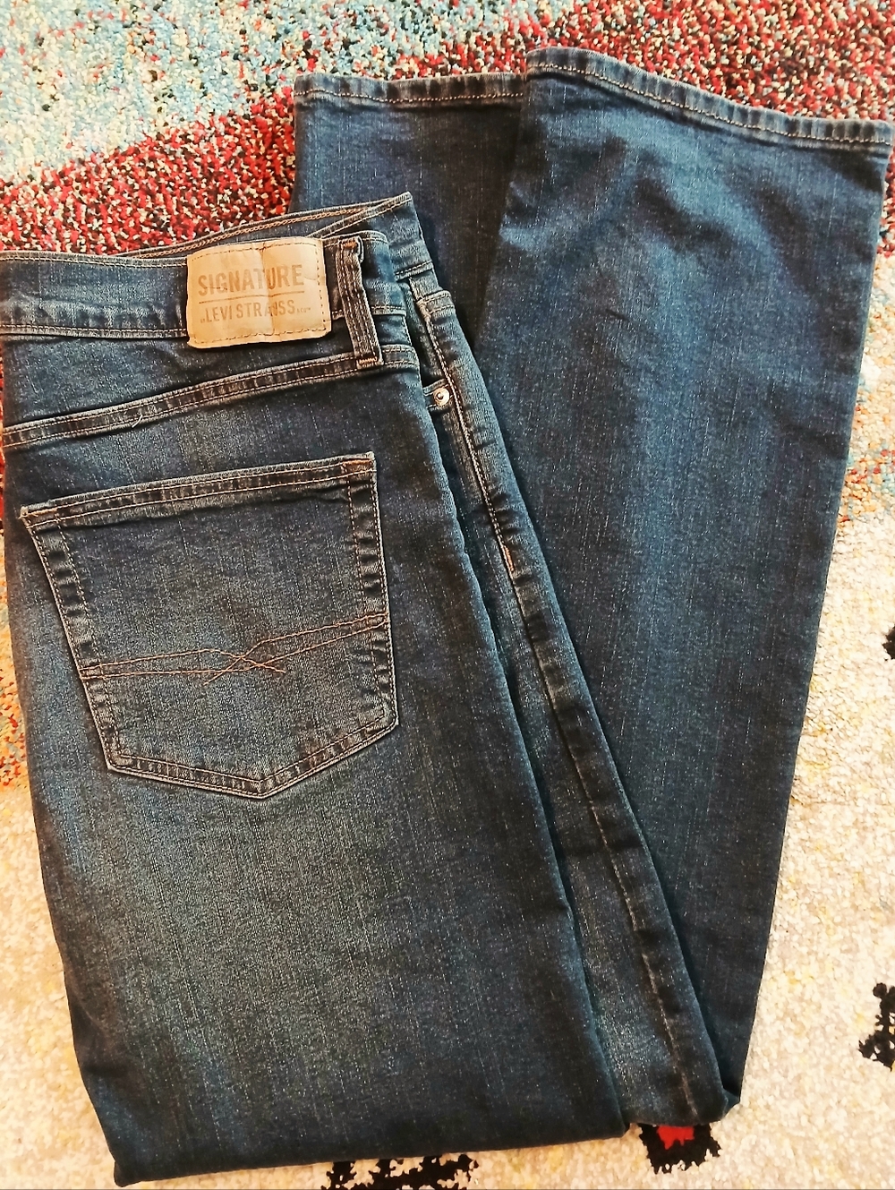 LEVIS SIGNATURE MENS' JEANS NWOT
